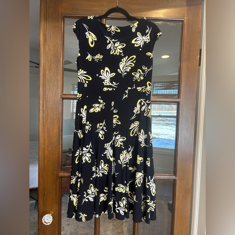 LAUREN RALPH LAUREN Tiered Blue Dress Size 16 Floral Cap Sleeve Stretch - Picture 8 of 10